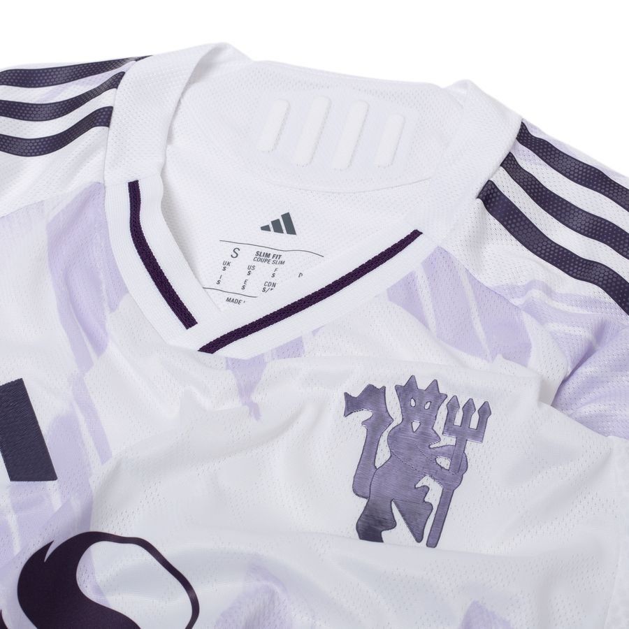 Manchester United Away Shirt 2025/26 Authentic - Men's-SoccerKits Hub | Buy Soccer Jerseys Online